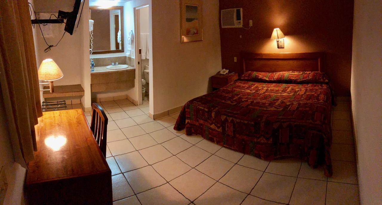 Hotel Posadas Del Ryal Ciudad Constitución 外观 照片