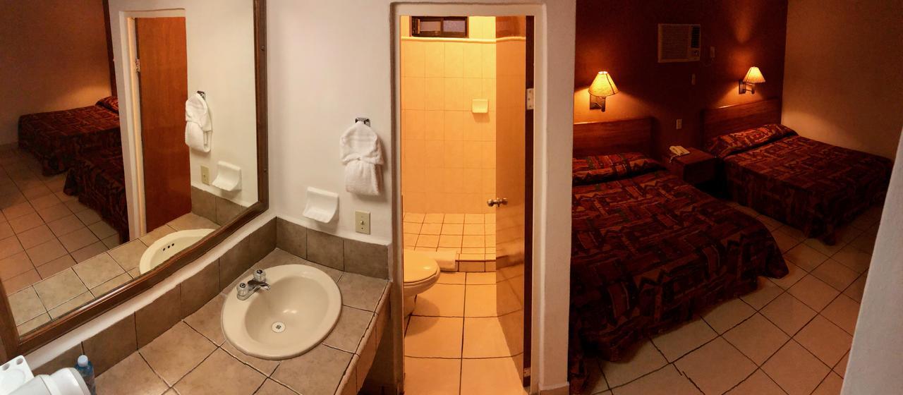 Hotel Posadas Del Ryal Ciudad Constitución 外观 照片