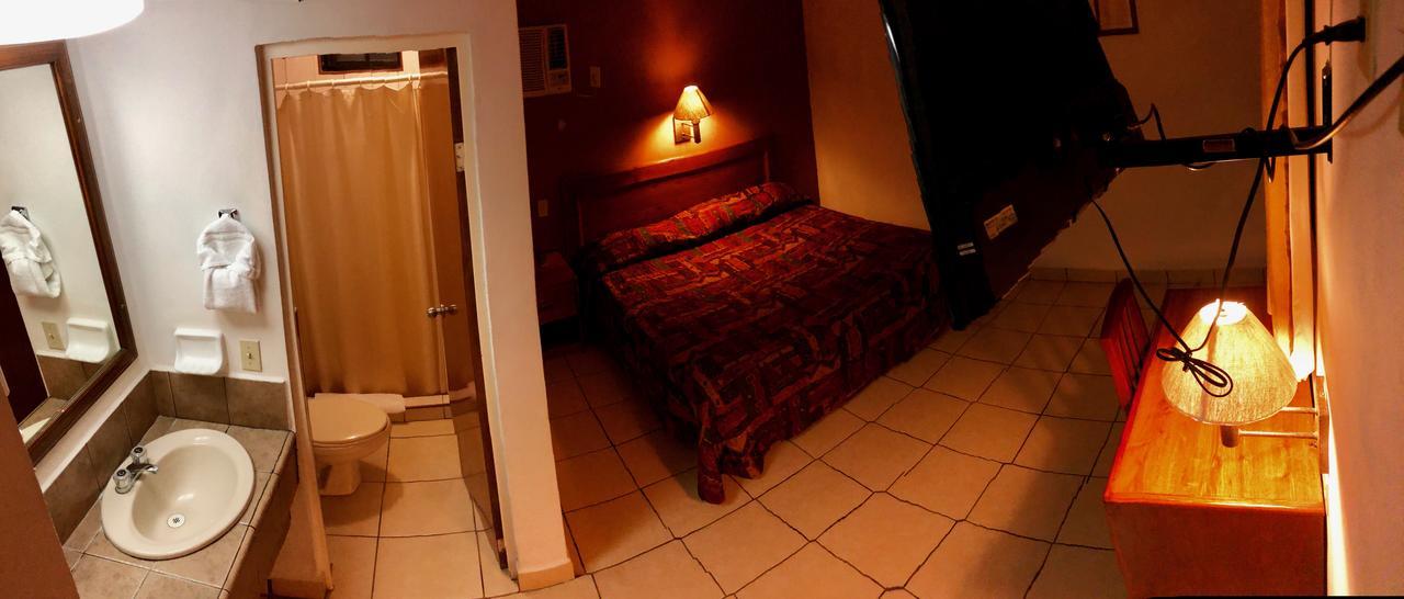 Hotel Posadas Del Ryal Ciudad Constitución 外观 照片