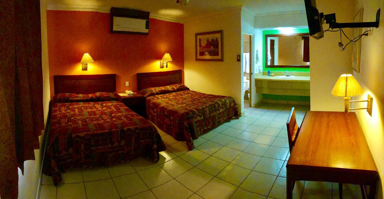 Hotel Posadas Del Ryal Ciudad Constitución 外观 照片